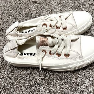 Size 5 cream/rose gold converse